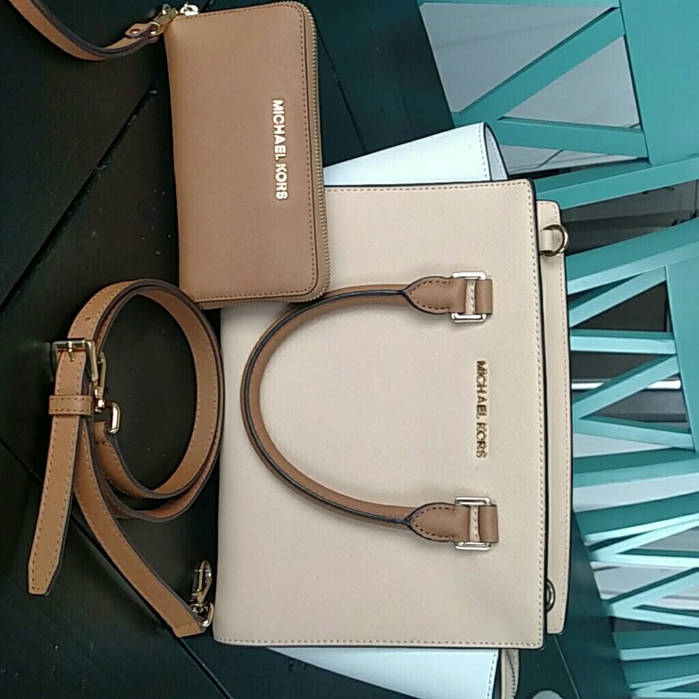 Michael Kors handbag